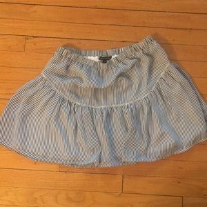 Banana republic, never been worn, elastic waist